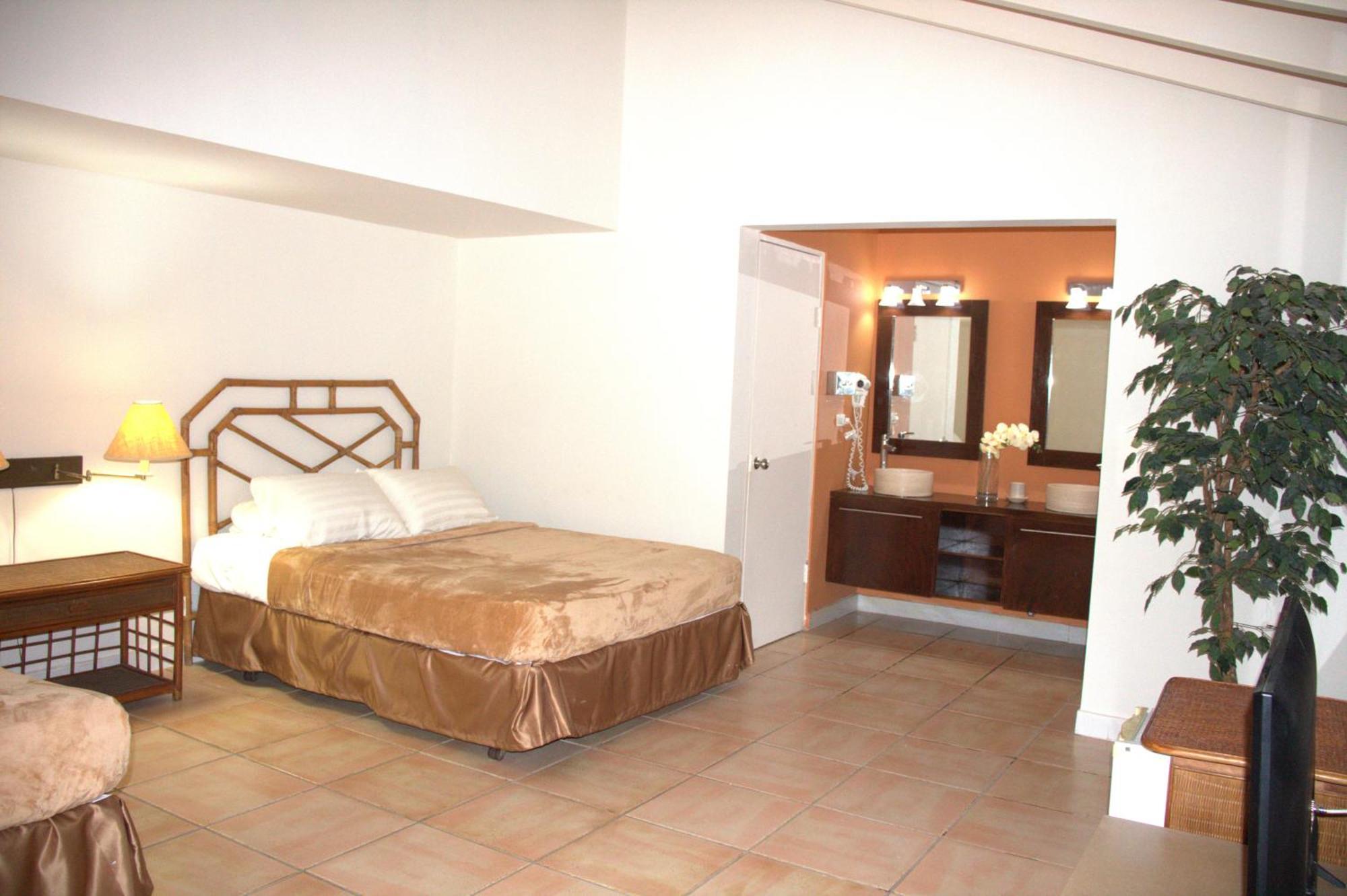 Private Family Room In Coronado Luxury Club & Suites Playa Coronado Exteriér fotografie